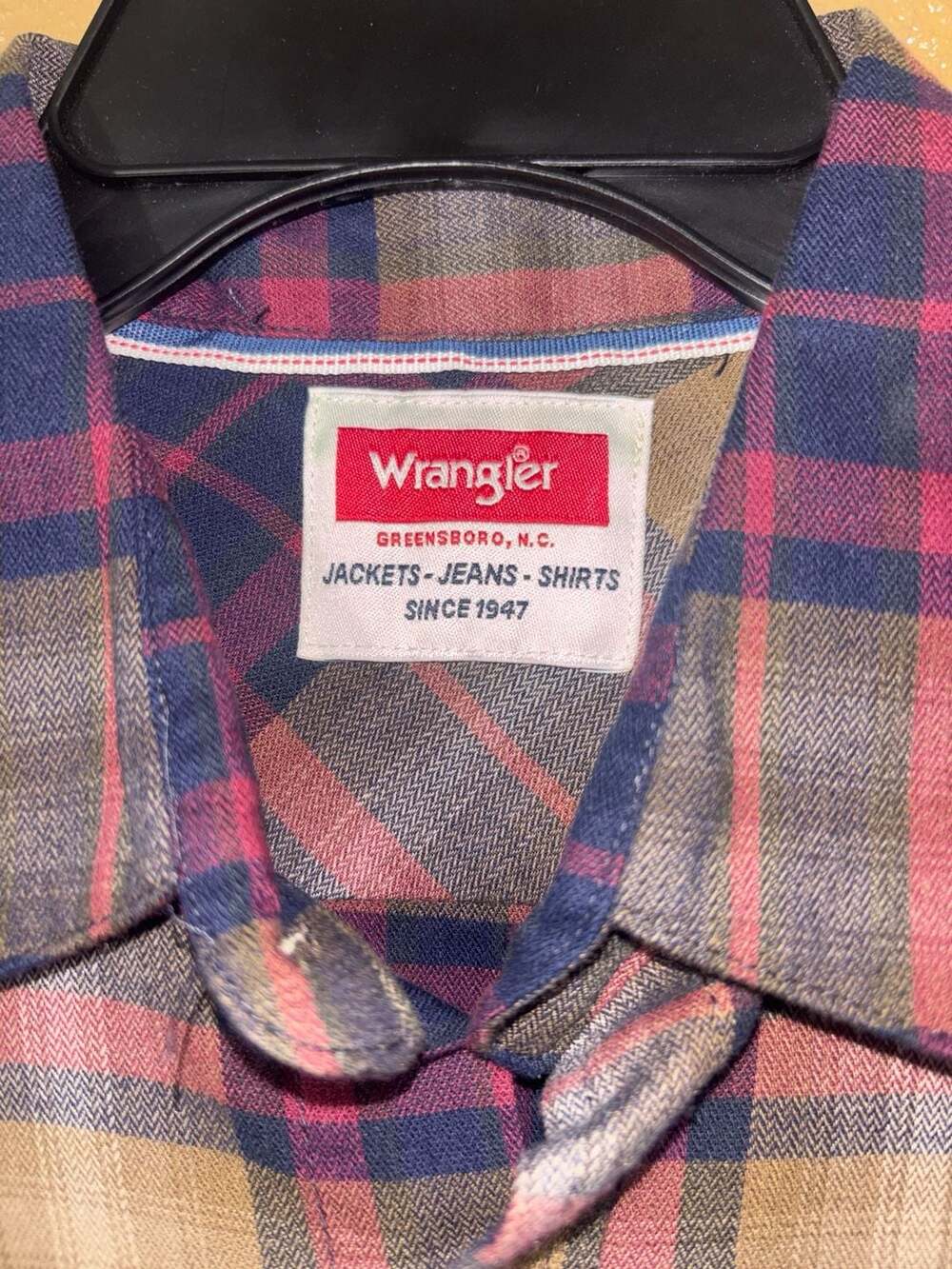 Wrangler Men's Long Sleeve Western Plaid Pearl Snap Shirt - Picture 3 of 3
